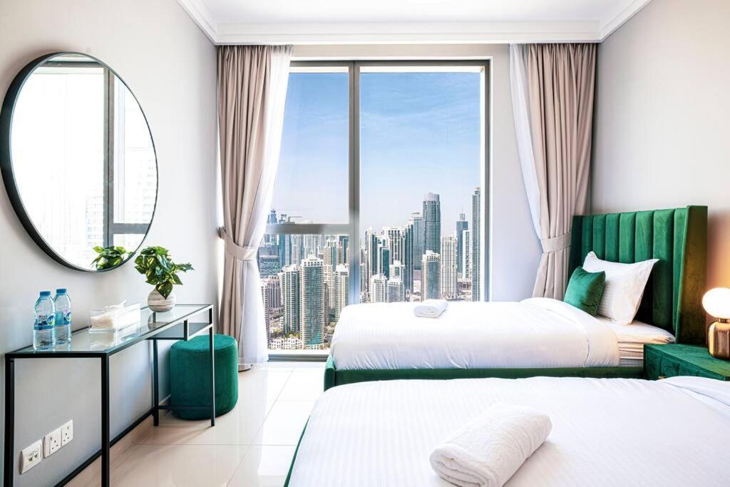 Apartamento Magnificent Brand New Lux 3Br Burj & Fountain View Dubái Exterior foto