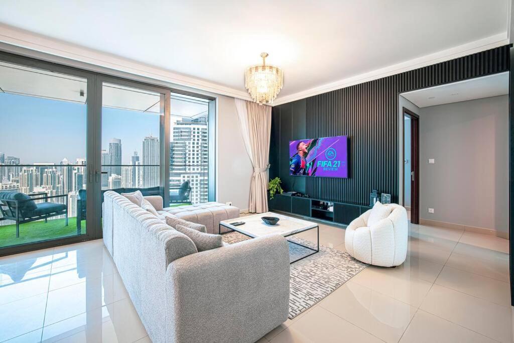 Apartamento Magnificent Brand New Lux 3Br Burj & Fountain View Dubái Exterior foto