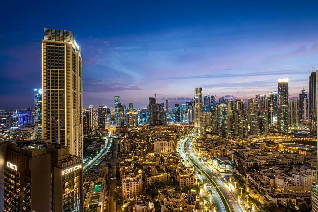 Apartamento Magnificent Brand New Lux 3Br Burj & Fountain View Dubái Exterior foto